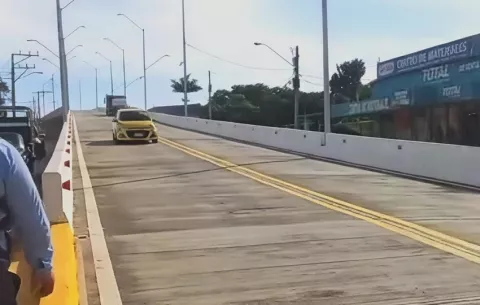 Viaducto del intercambiador de Chitré recibió a sus primeros usuarios este jueves