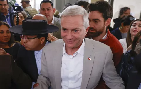 El ultraderechista José Antonio Kast gana por amplio margen las presidenciales de Chile