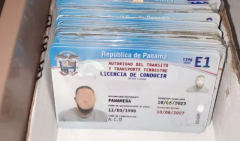 ATTT prepara pliego para licitación de licencias a partir de 2027