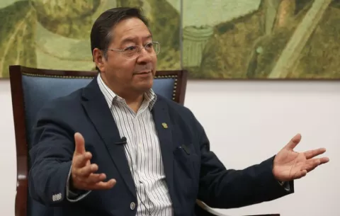 Juez boliviano ordena prisión preventiva de expresidente Luis Arce por supuesta corrupción