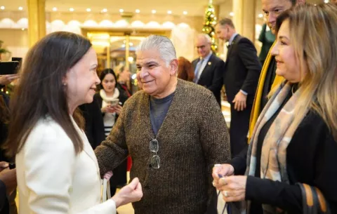 María Corina Machado se reunió con Mulino y le agradeció por su apoyo 'extraordinario'