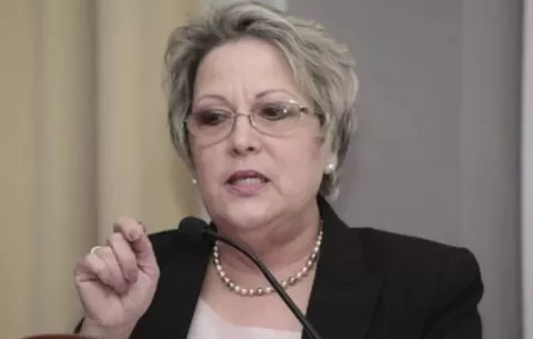 ‘A solo días de dejar la presidencia de la Corte, María Eugenia López genera más dudas que transparencia en su gestión’