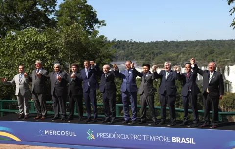 'Reestablecer el orden democrático', piden seis países latinoamericanos a Venezuela