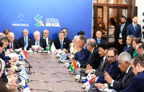 Mercosur y visita a Brasil, Panamá va por el camino correcto para atraer inversión extranjera