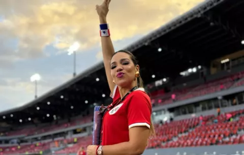 Nicolle Ferguson es criticada por su 'outfit' en los COS Awards 2025
