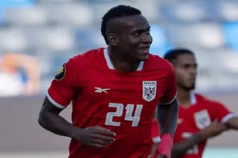 Tomás Rodríguez es confirmado por  el Saprissa