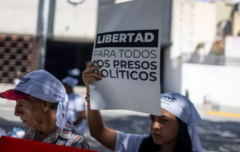 Gobierno venezolano confirma excarcelación de 99 personas presas tras las presidenciales