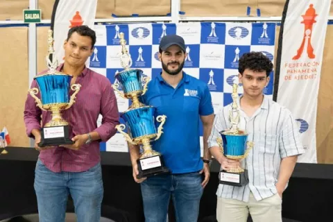Roberto Sánchez y Ashley Castillo son los campeones en el nacional de ajedrez 2026 