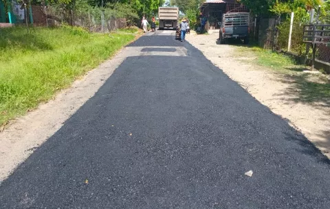 MOP aplica 30 toneladas de asfalto caliente en trabajos de rehabilitación de vías en Las Margaritas y Chepo