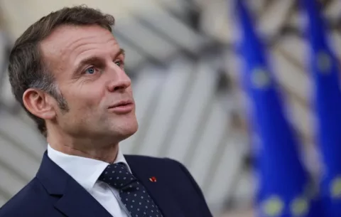 Macron: EE.UU. se aleja de sus aliados y las grandes potencias quieren repartirse el mundo