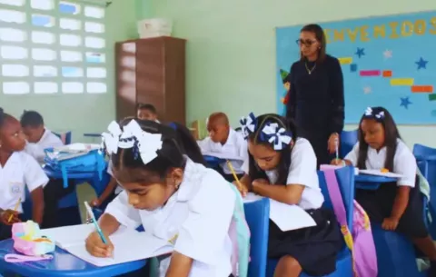 Meduca iniciará proceso participativo para nueva ley de educación