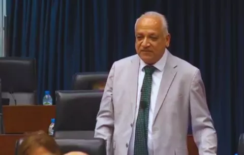 Camacho cuestiona silencio de representante ante presunto ofrecimiento de soborno