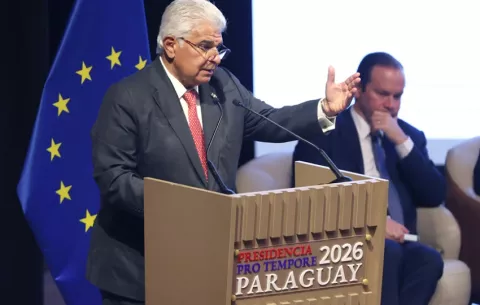 Presidente de  Panamá defiende acuerdo UE-Mercosur y critica "regulaciones extremas" al comercio