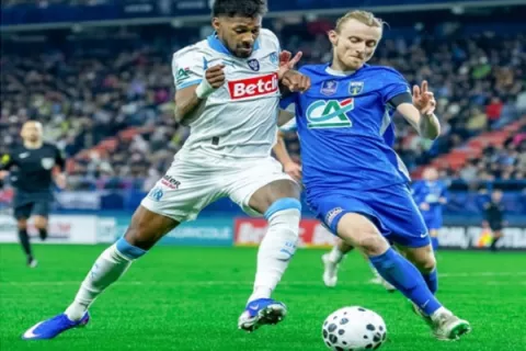 Marsella, de Michael  Murillo, gana por goleada en la Copa Francia