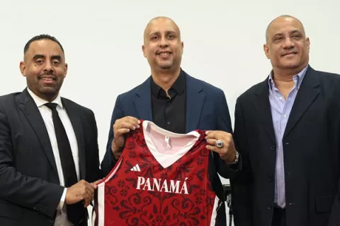 Nelson Colón  tiene el reto de clasificar a Panamá al Mundial de Catar 2027