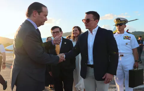 Presidente Daniel Noboa llegó a Panamá para participar en el Davos latinoamericano