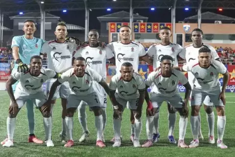 CAI y Sporting San Miguelito pisan fuerte en el comienzo del Clausura panameño