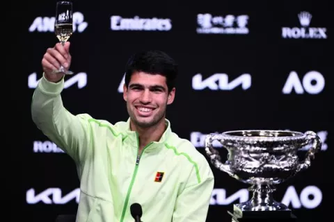 Alcaraz sobre ganar el Abierto de Australia: 'Es un sueño hecho realidad y quiero ir torneo a torneo'