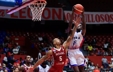 Baloncesto: Panamá se impone por estrecho marcador a una Cuba desafiante