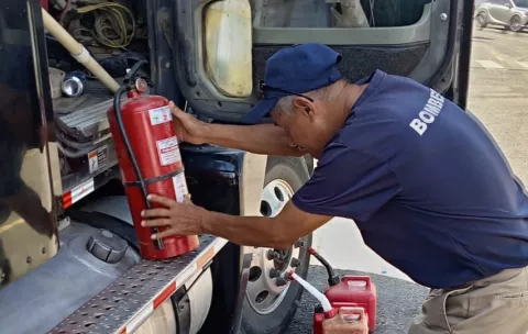 Bomberos con más de mil inspeccionan en todo el país 