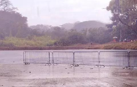 Coclé: Por fuertes lluvias y el aumento del caudal del río Zaratí cierran el balneario Las Mendozas