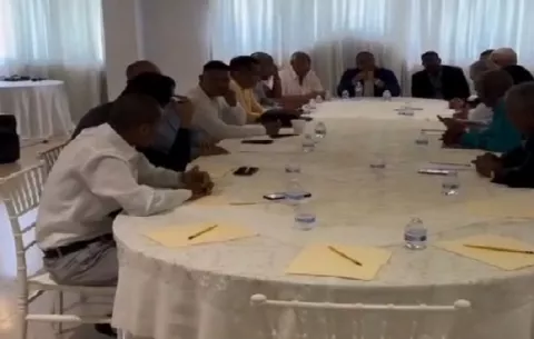 Ediles y Alcalde de Colón logran acuerdo para el funcionamiento de las juntas comunales