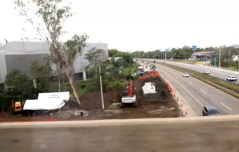 Verifican impacto del tráfico del Corredor Sur en comunidades aledañas
