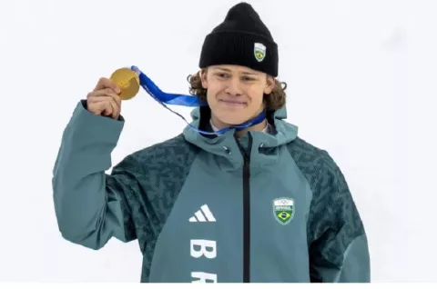 La historia del primer latinoamericano en ganar oro en unos juegos de invierno