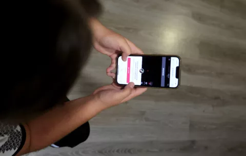 Grecia planea prohibir el acceso las redes a los menores de 15 años