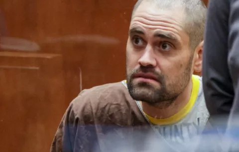 Nick Reiner se declara no culpable del asesinato de sus padres Rob y Michele Reiner