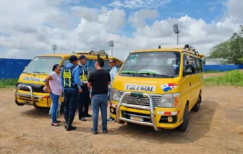 Más de 700 busitos colegiales en Panamá Oeste deben pasar revisión de la ATTT