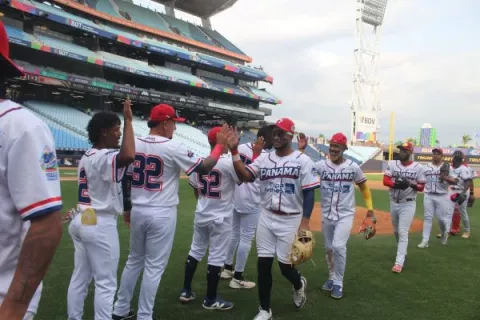 Panamá cae ante Argentina en la Serie de las Americas y enfrentará a Colombia en semifinales
