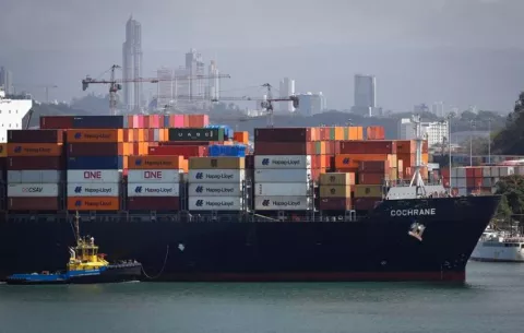 Salida de operador chino no afecta licitación de nuevos puertos del Canal de Panamá, aseguró Ricaurte Vásquez