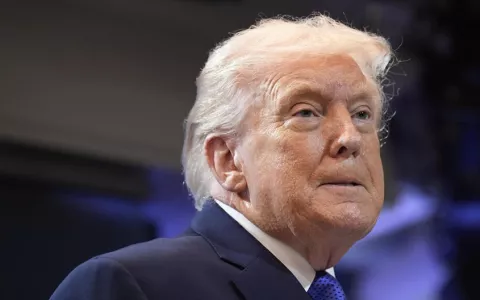 Trump avisa que subirá el nuevo arancel global a un 15 %