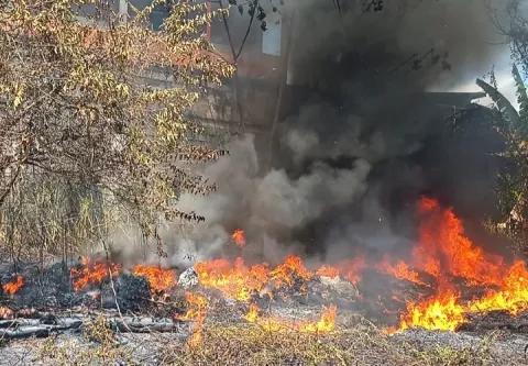Moradores de Santiago exigen supervisión y sanciones ante incendios por quema de terrenos