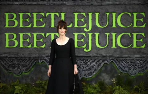 Winona Ryder volverá a trabajar con Tim Burton en la tercera temporada de 'Wednesday'