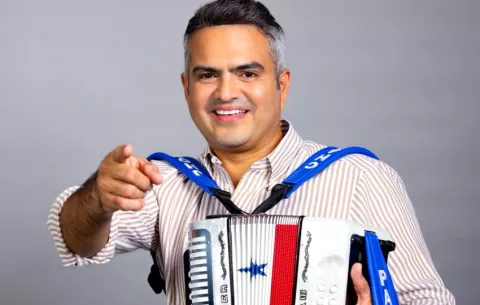 Jhonathan Chávez está internacional;  tocará en el Carnaval de la Calle 8 en Miami