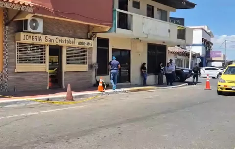 Hurtan nuevamente una joyería ubicada en pleno centro de Chitré