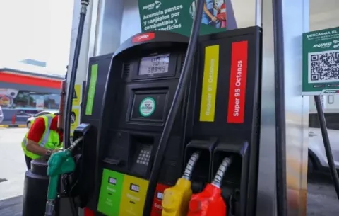 Analizan monto de subsidio a transportistas