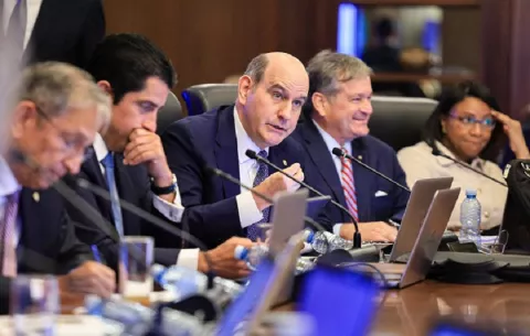 Precio del gas y electricidad se mantendrá; Gobierno busca evitar especulación