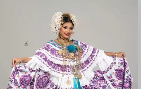 La Mitra se viste de folclor con desfile y actividades culturales