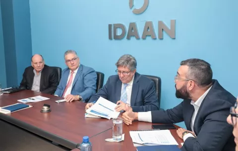 Gobierno busca solución inmediata a la falta de agua potable en ciertos sectores del país