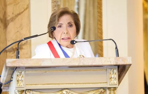 Correa tilda a Varela y Cortizo como los 'peores presidentes' por dejar miles de expedientes sin firmar
