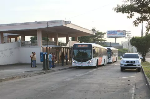 Mi bus: ¿Cuáles son las rutas de menor frecuencia por el aumento del combustible?