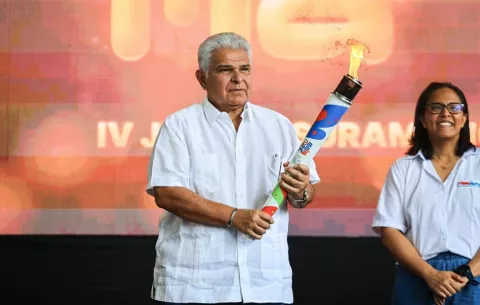 Antorcha de los IV Juegos Suramericanos de la Juventud se enciende en  Panamá