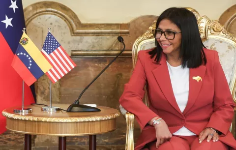 Delcy Rodríguez da las gracias a Donald Trump por reconocimiento formal a su Gobierno encargado