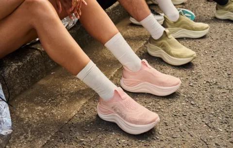 Las zapatillas deportivas se renuevan