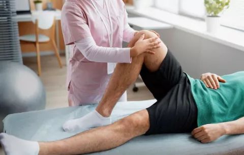 Ácido hialurónico: más allá de la estética, una opción para tratar la artrosis de rodilla 