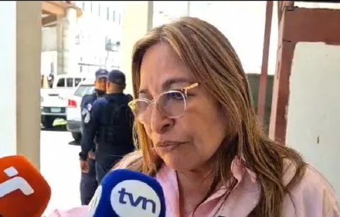 Balbina Herrera acompaña a los exfuncionarios implicados en caso de peculado en Colón