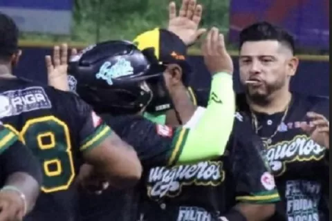Bocas el Toro jugará la final contra Chiriquí en el béisbol mayor